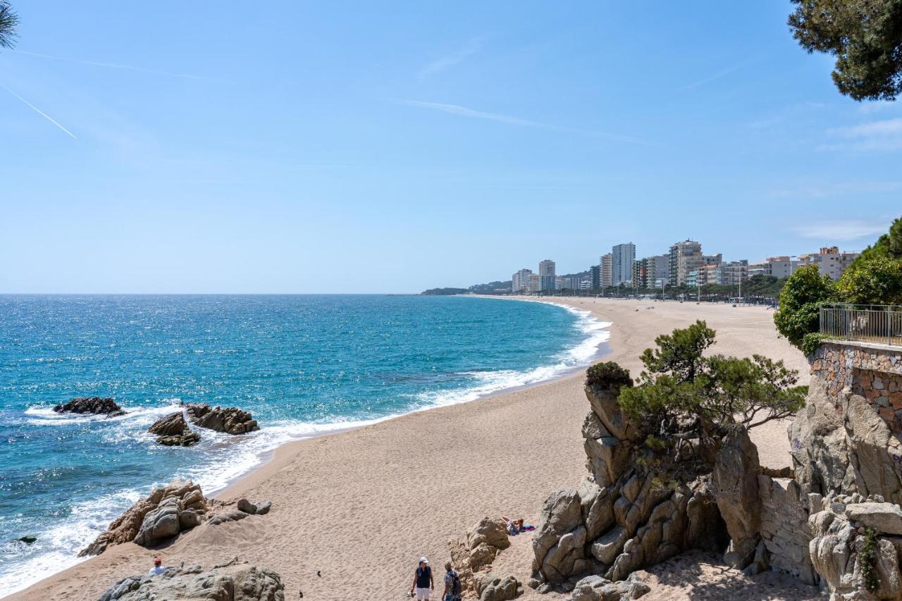Hauzify I Apartaments Palace Castell-Castell-Platja d'Aro Buitenkant foto
